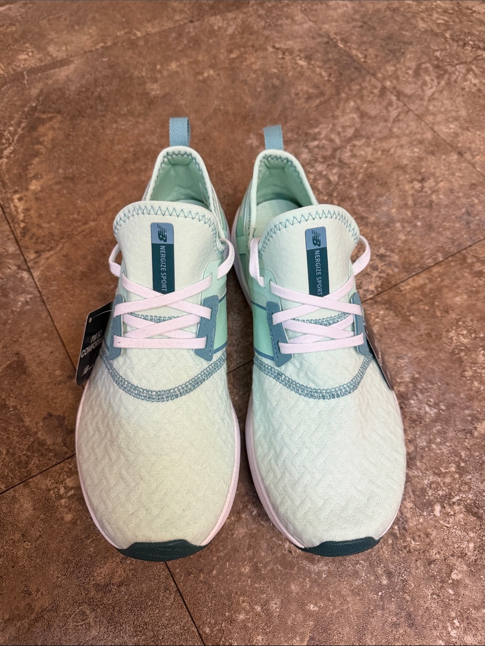 New Balance Women's Fuelcore Nergize Shoes Mint Green NWT